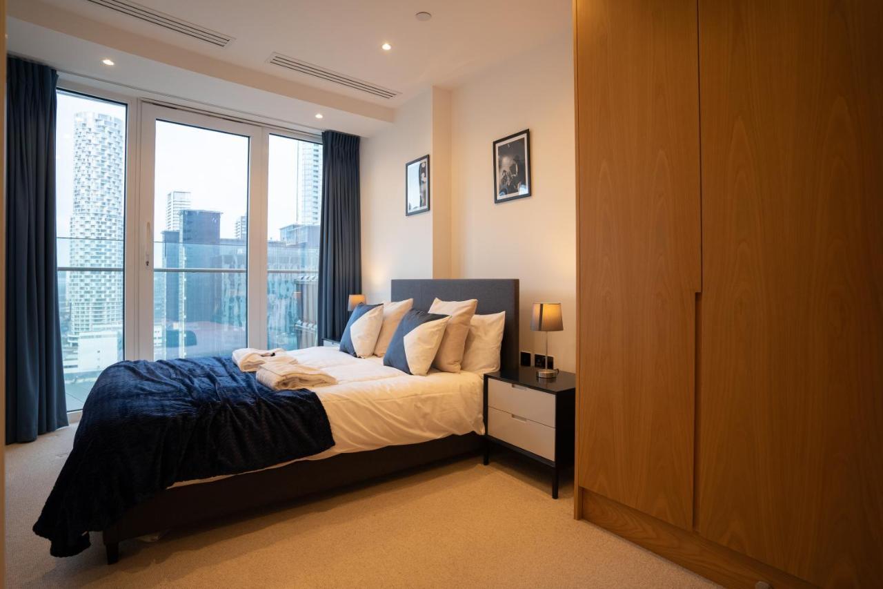 Canary Wharf Luxury Flat W/ View & Terrace London Exteriör bild